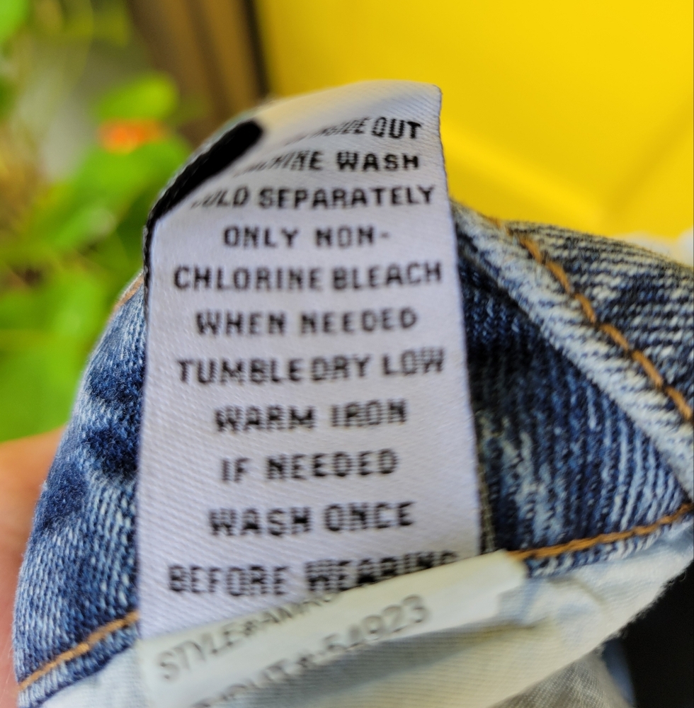 Heart Patch Blue Jeans - Picture 4 of 11